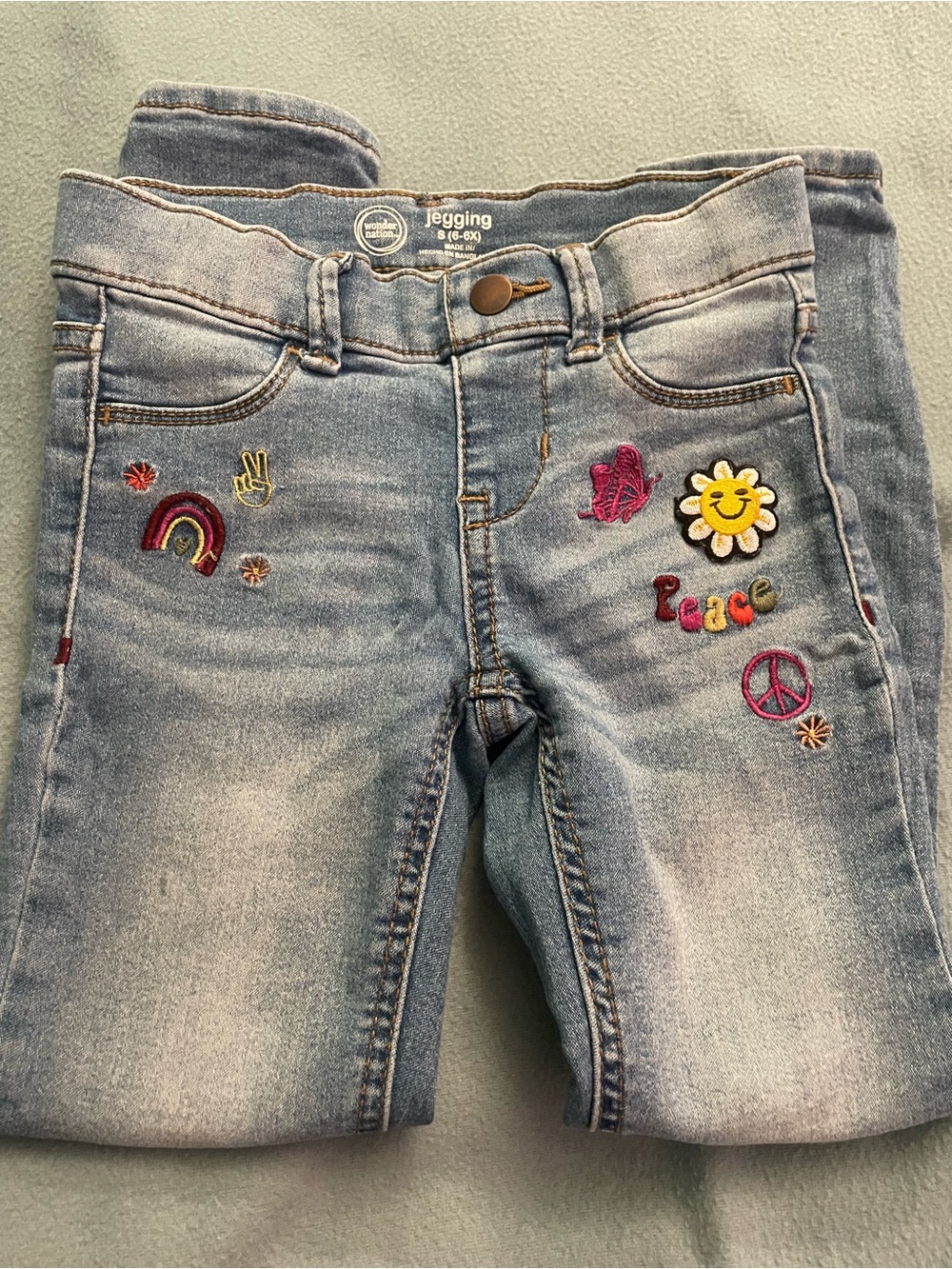 wonder nation Light Wash Embroidered Jeggings with Colorful Patches